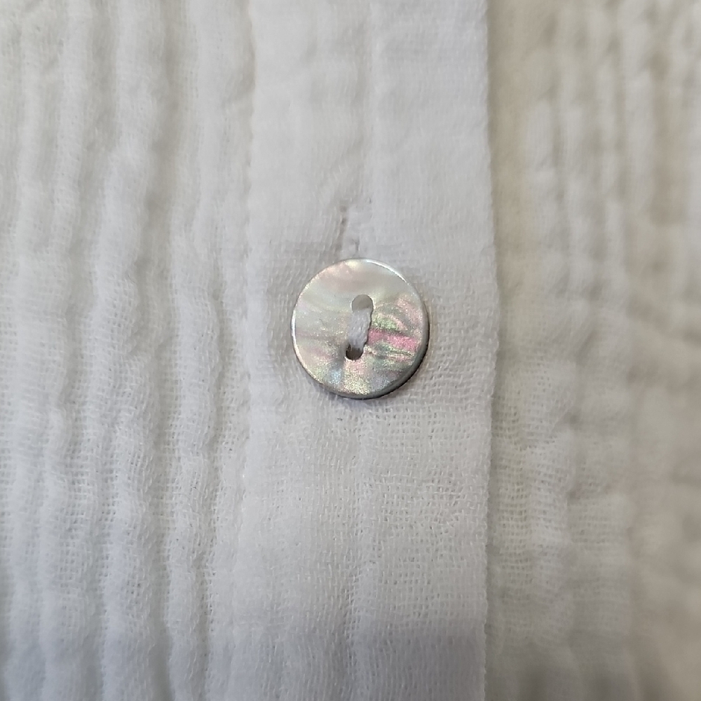 Textured White Button Up - Picture 3 of 3